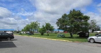 Berry's Motel4