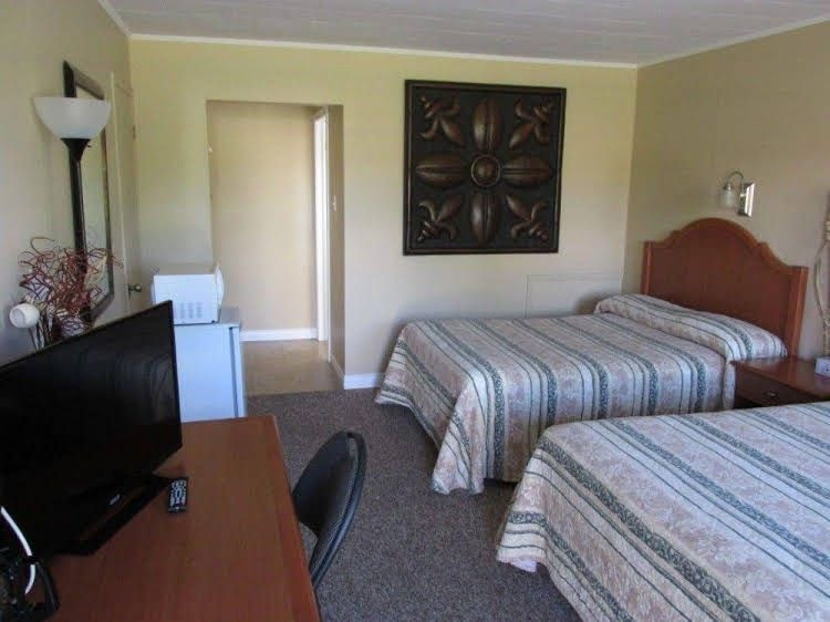 Berry's Motel0