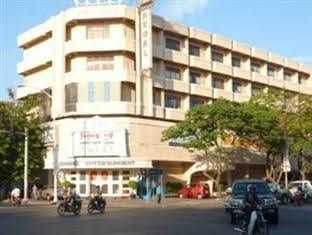 Regal Hotel4