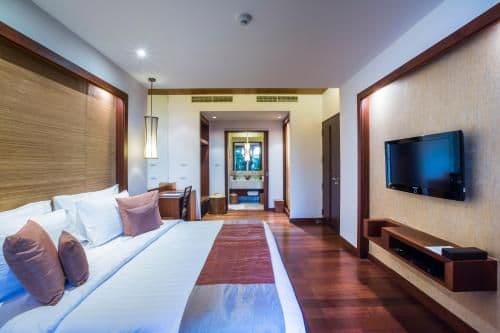 Two-Bedroom Suite with Private Pool and Sea View