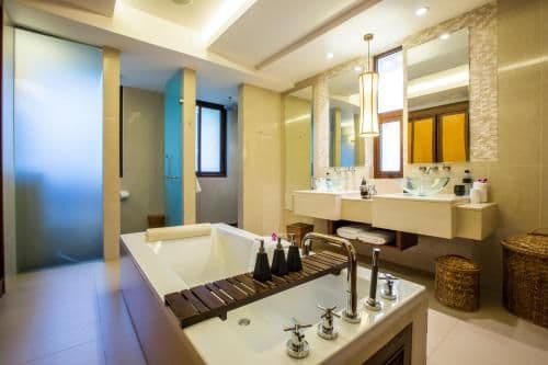 Two-Bedroom Suite with Private Pool and Sea View