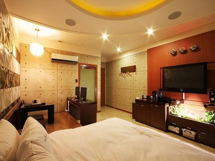 Hotel Lavender1