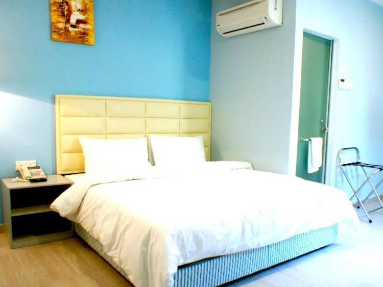 Princeton Hotel2