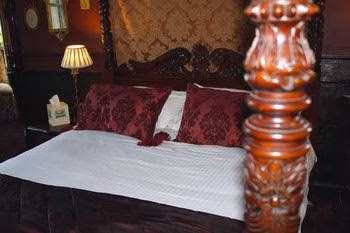 The Retreat Castle0