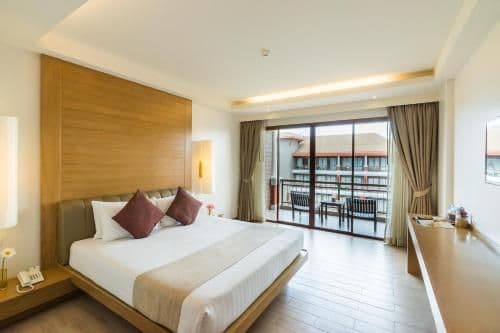 Deluxe Room with Pool View