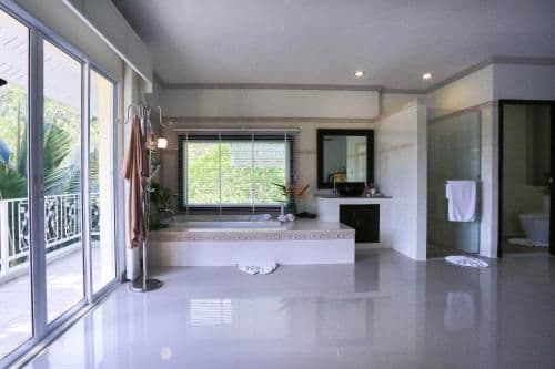 King Room with Mountain View