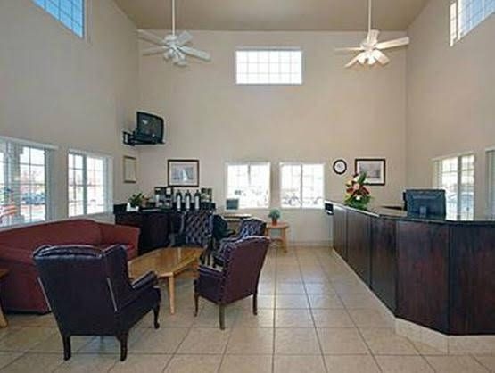 Lexington Inn & Suites Yuba City1