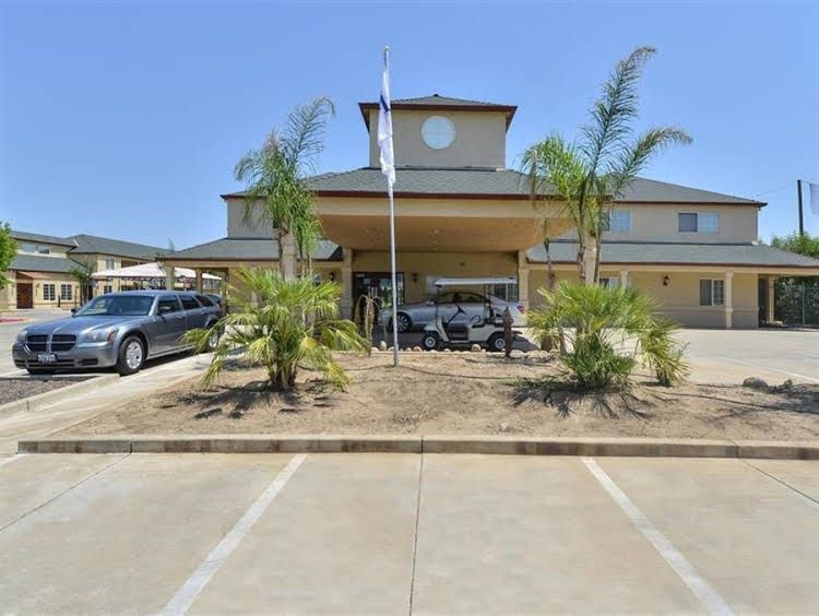 Lexington Inn & Suites Yuba City4