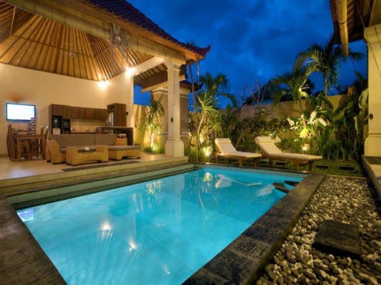 Esmee Villa Esmee Villa