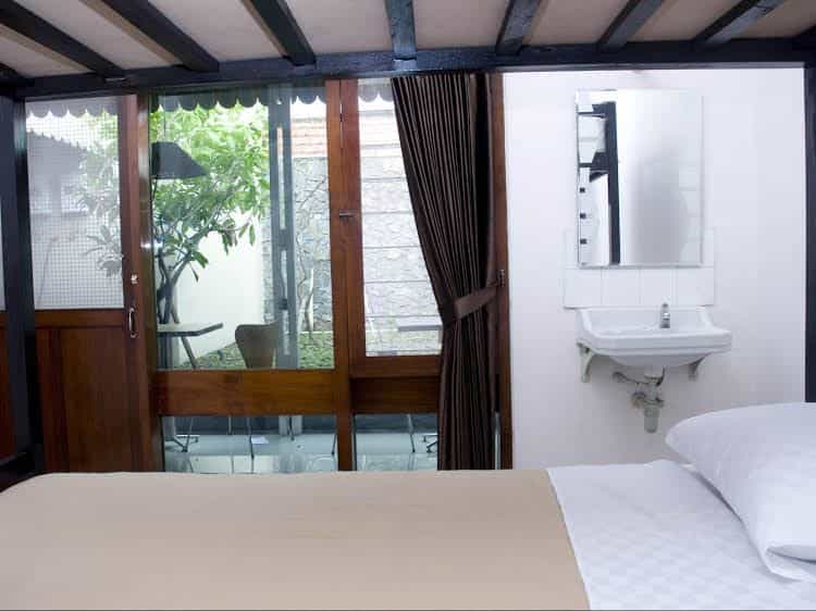 Krowi inn Krowi inn