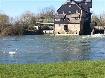 Cheriton House3