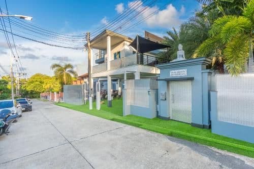 7-Bedroom Villa
