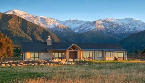 Manakau Lodge0