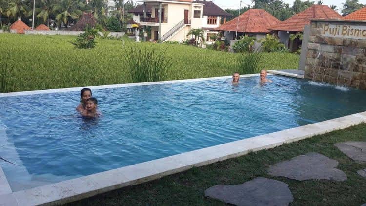 Puji Bungalow Puji Bungalow