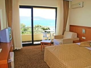 The Holiday Resort2