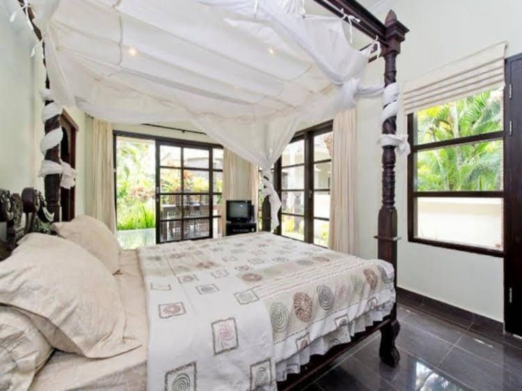 Villa Sensey1