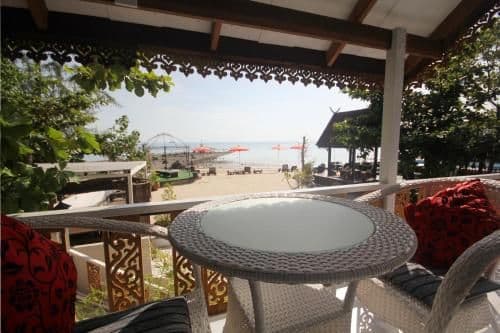 Bungalow - Beach Front