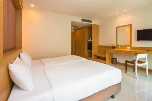 Deluxe Balcony Room