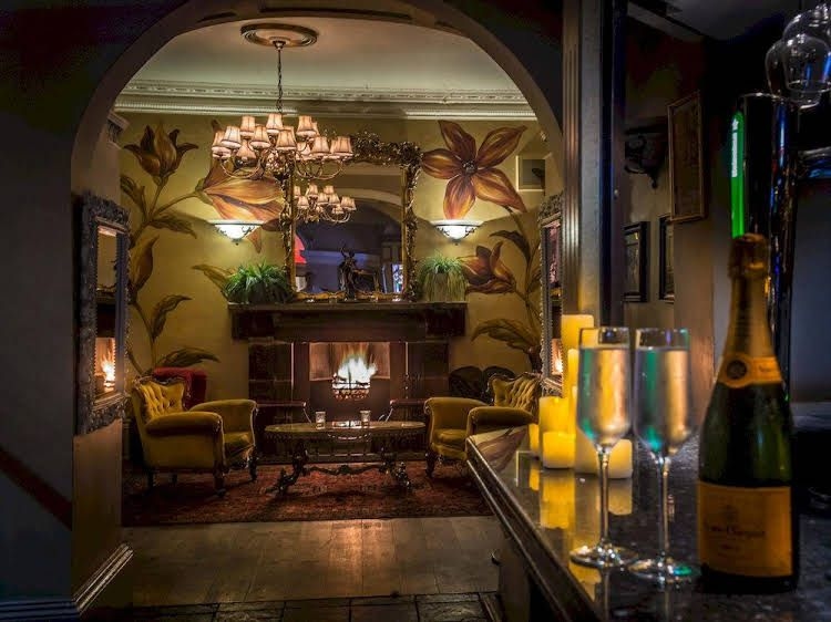 The Walton Hotel3