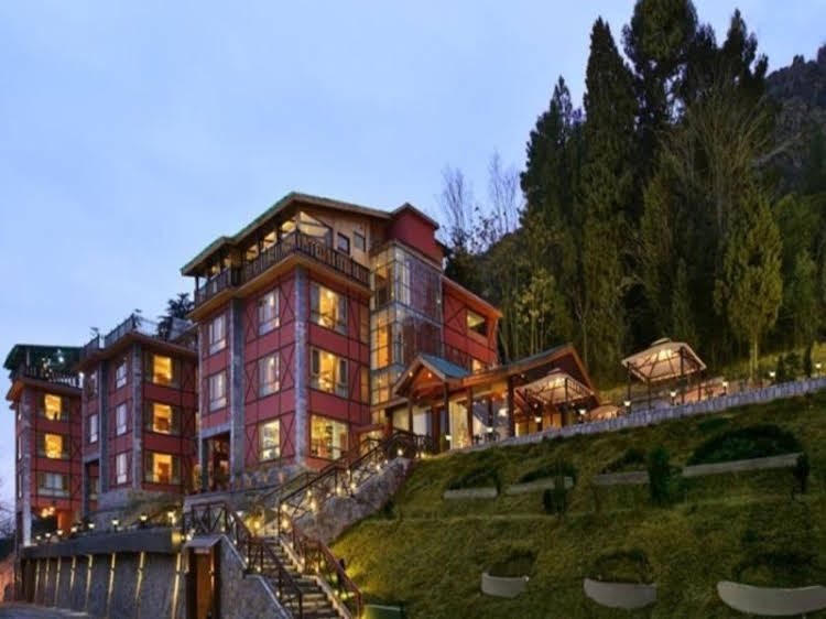 RK Sarovar Portico4