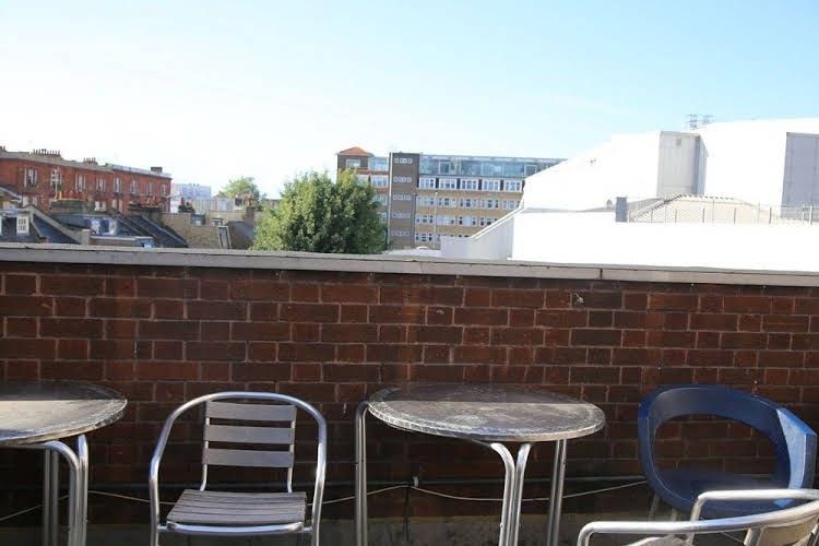 เซนท์ คริสโตเฟอร์ส์ อินน์ เชปเพิร์ดส์ บุช โฮสเทล (St Christopher's Inn Shepherd's Bush Hostel)1
