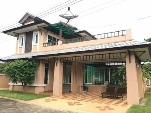 บ้านฟ้าทะเลจันทร์ บ้านฟ้าทะเลจันทร์