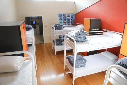Port Lincoln YHA3