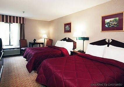 Baymont Inn and Suites3