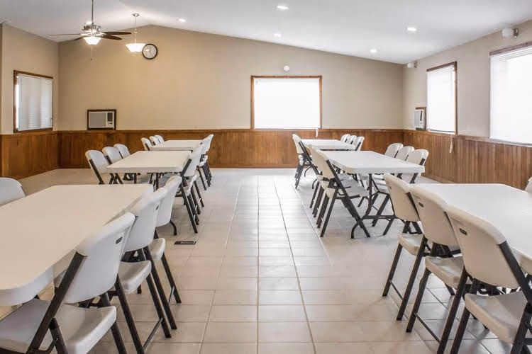 Econo Lodge Le Mars1