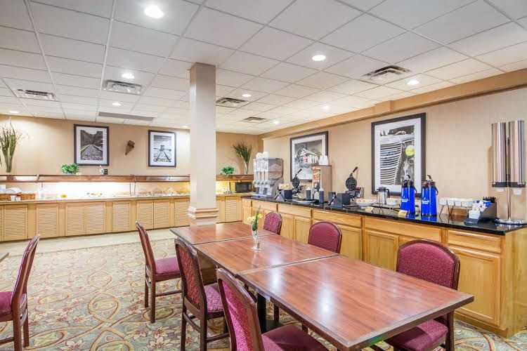 Clarion Inn Tulsa International Airport0
