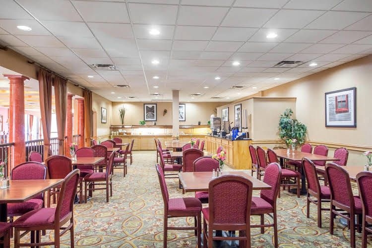 Clarion Inn Tulsa International Airport1
