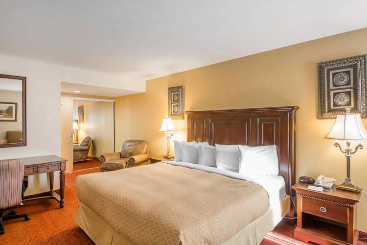 Clarion Inn Tulsa International Airport4