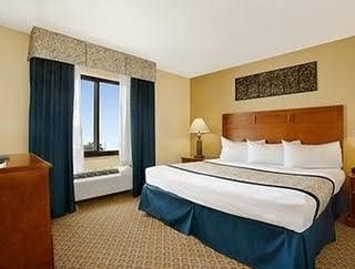 Ramada Grand Dakota Lodge & Conference Center1