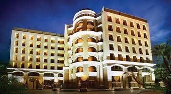 Maleewana Hotel & Resort0