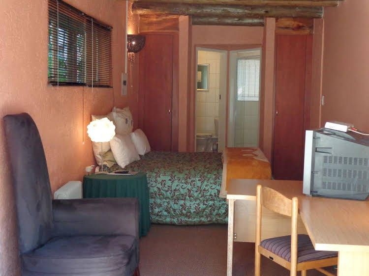 Treetops & Treats Guest House1