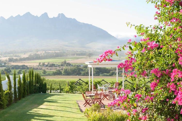 Val Du Charron Guest House & Wine Estate0
