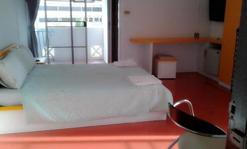 Deluxe Double Room with City View