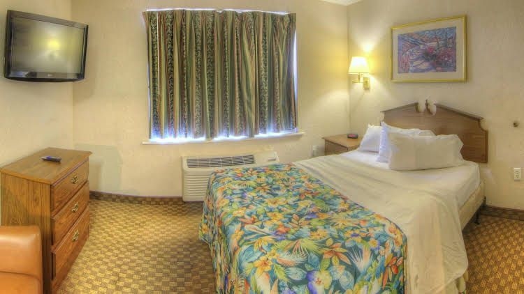 Crestwood Suites of Orlando-UCF Area3