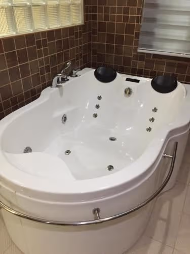 Suite with Spa Bath