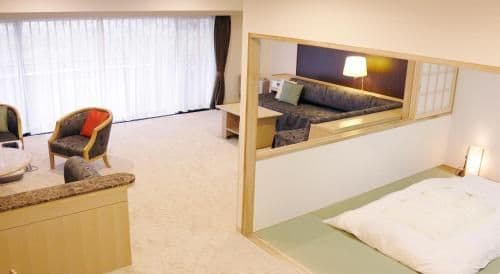 Urban Room with Tatami Area