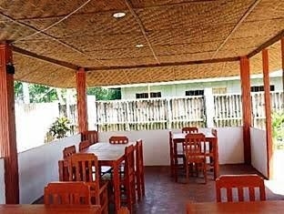 Roberto's Resort0