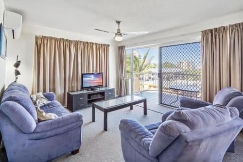 Executive Two-Bedroom Apartment with Sea View