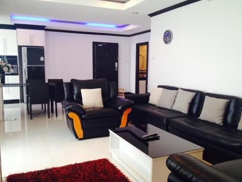 Deluxe Apartment
