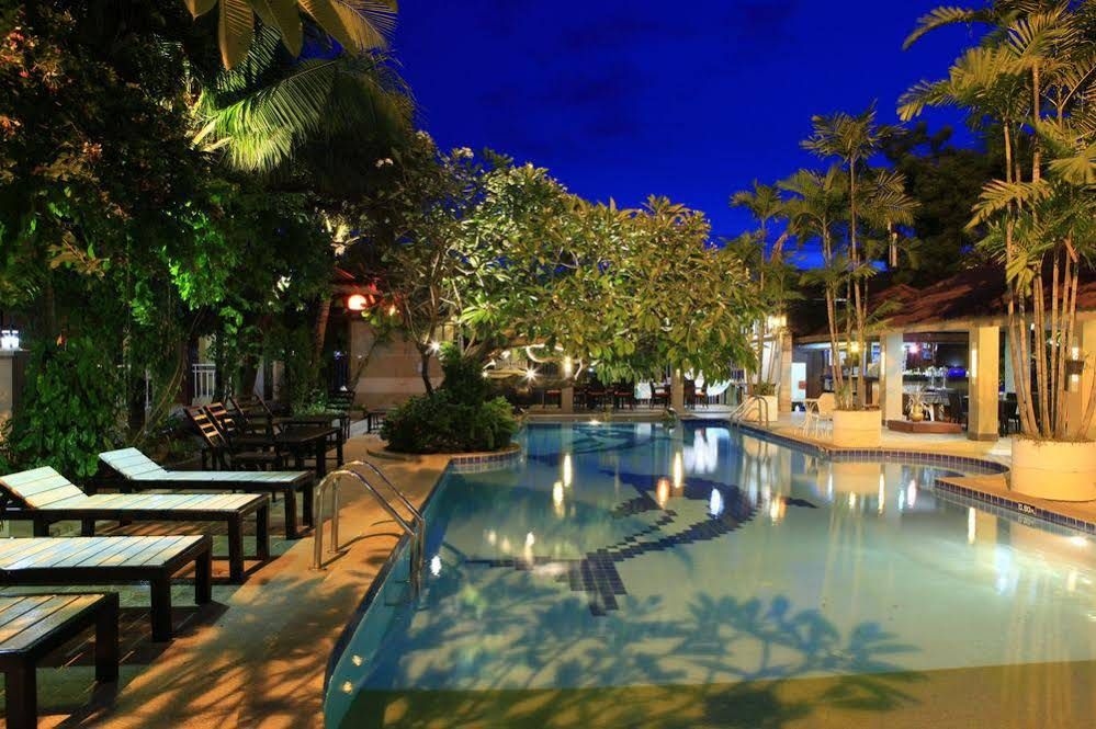 บลู การ์เด้น รีสอร์ท พัทยา (Blue Garden Resort Pattaya)0