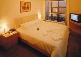 Metropark Service Apartment1