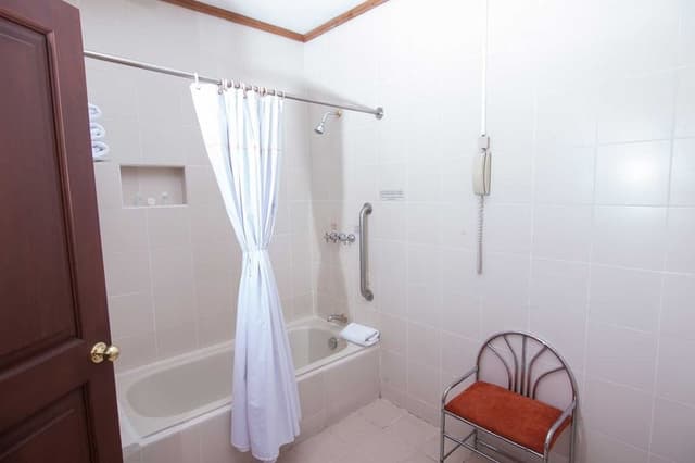 JUNIOR SUITE CAPACITY 1