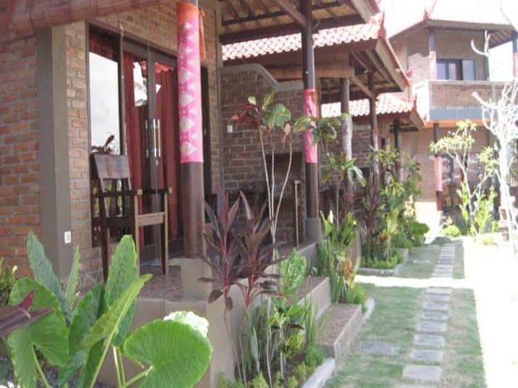 Gubug Balian Beach Bungalow Gubug Balian Beach Bungalow