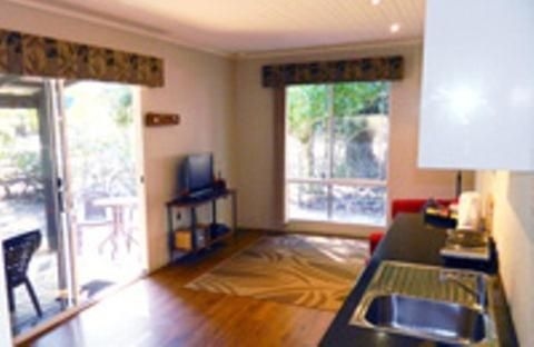 Margaret River Hideaway & Farmstay4