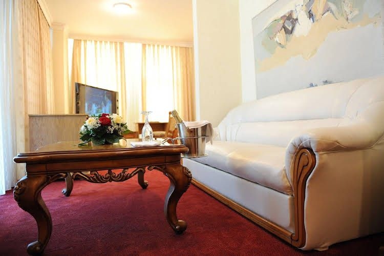 Hotel Victory3