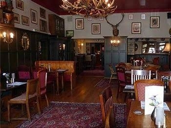 เดอะสแตกโฮเทล (The Stag Hotel)3